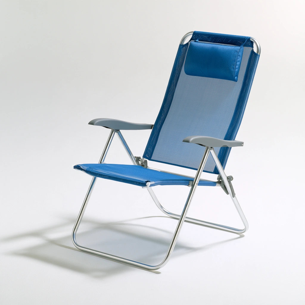 Chaise longue pliante en maille respirante, coloris bleu et argenté